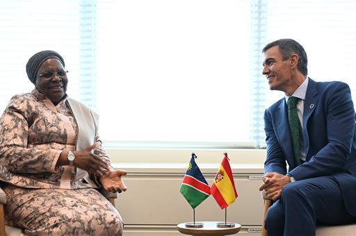 22/09/2026. Pedro Sánchez mantiene un encuentrto bilateral con la presidenta de Namibia. Pedro Sánchez mantiene un encuentrto bilateral con ...