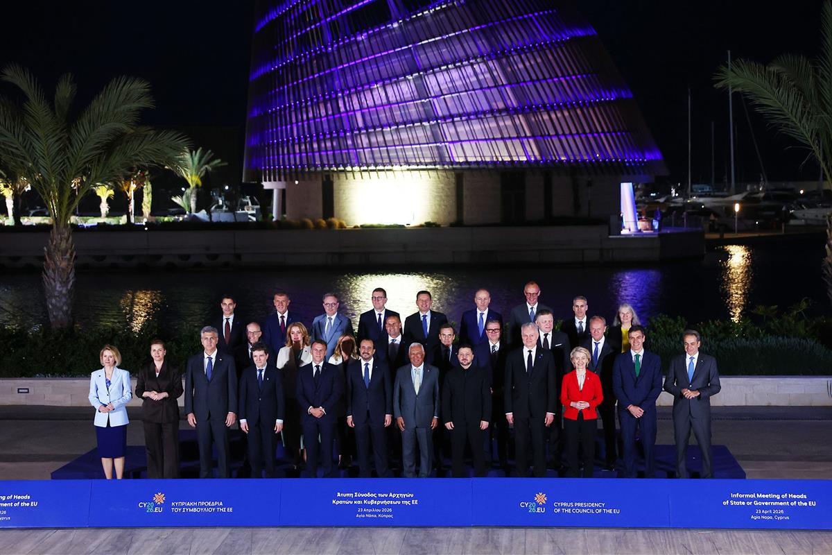 23/04/2026. Pedro Sánchez asiste a la reunión informal de líderes de la Unión Europea en Chipre. El presidente del Gobierno, Pedro Sánchez, ...
