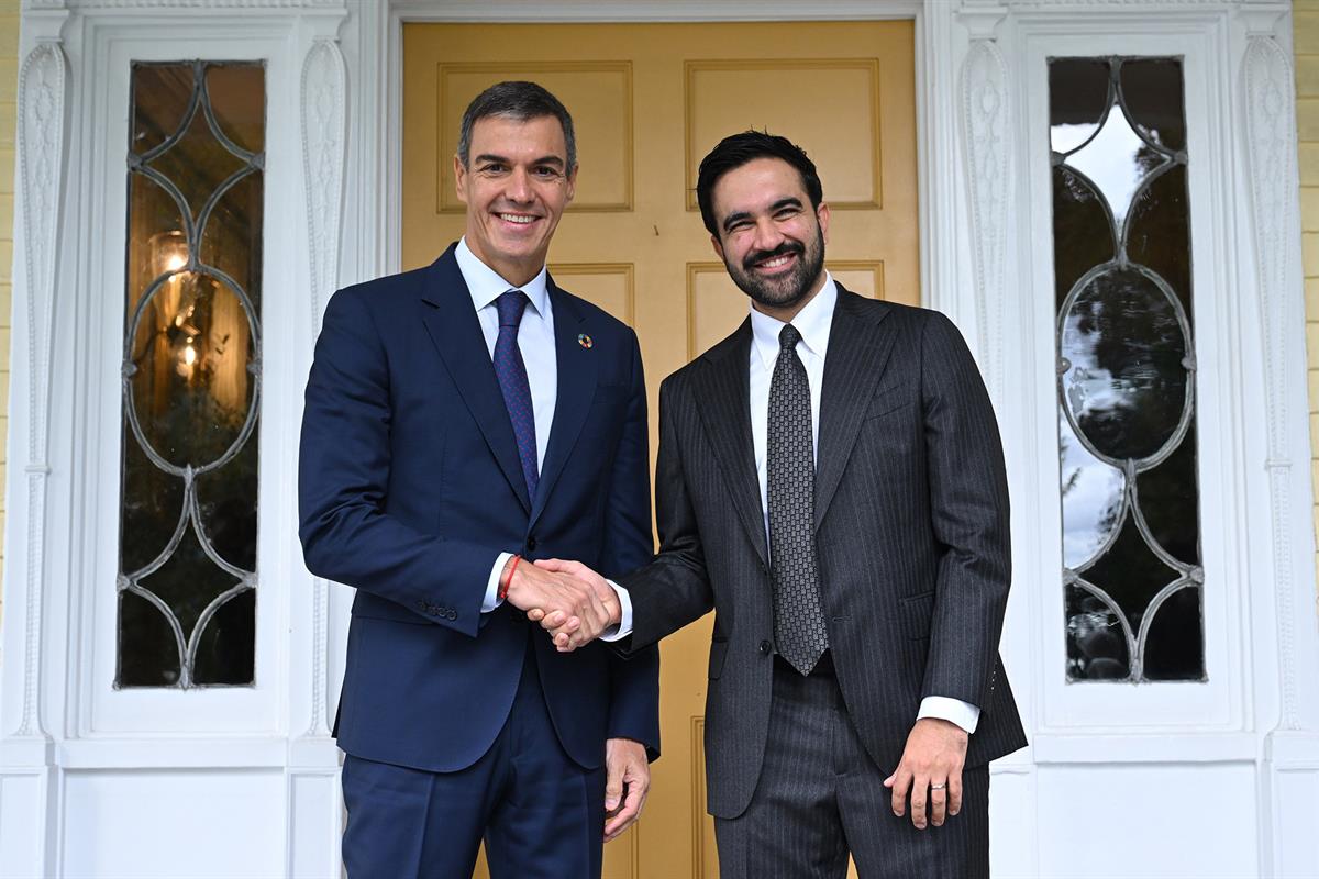 23/09/2026. El presidente del Gobierno se reúne con el alcalde de Nueva York. El presidente del Gobierno, Pedro Sánchez, y el alcalde de Nue...