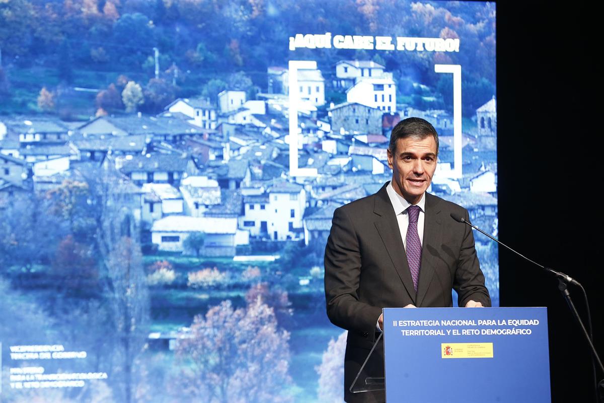 25/02/2026. Sánchez clausura la presentación de la II Estrategia Nacional para la Equidad Territorial y el Reto Demográfico. El presidente d...