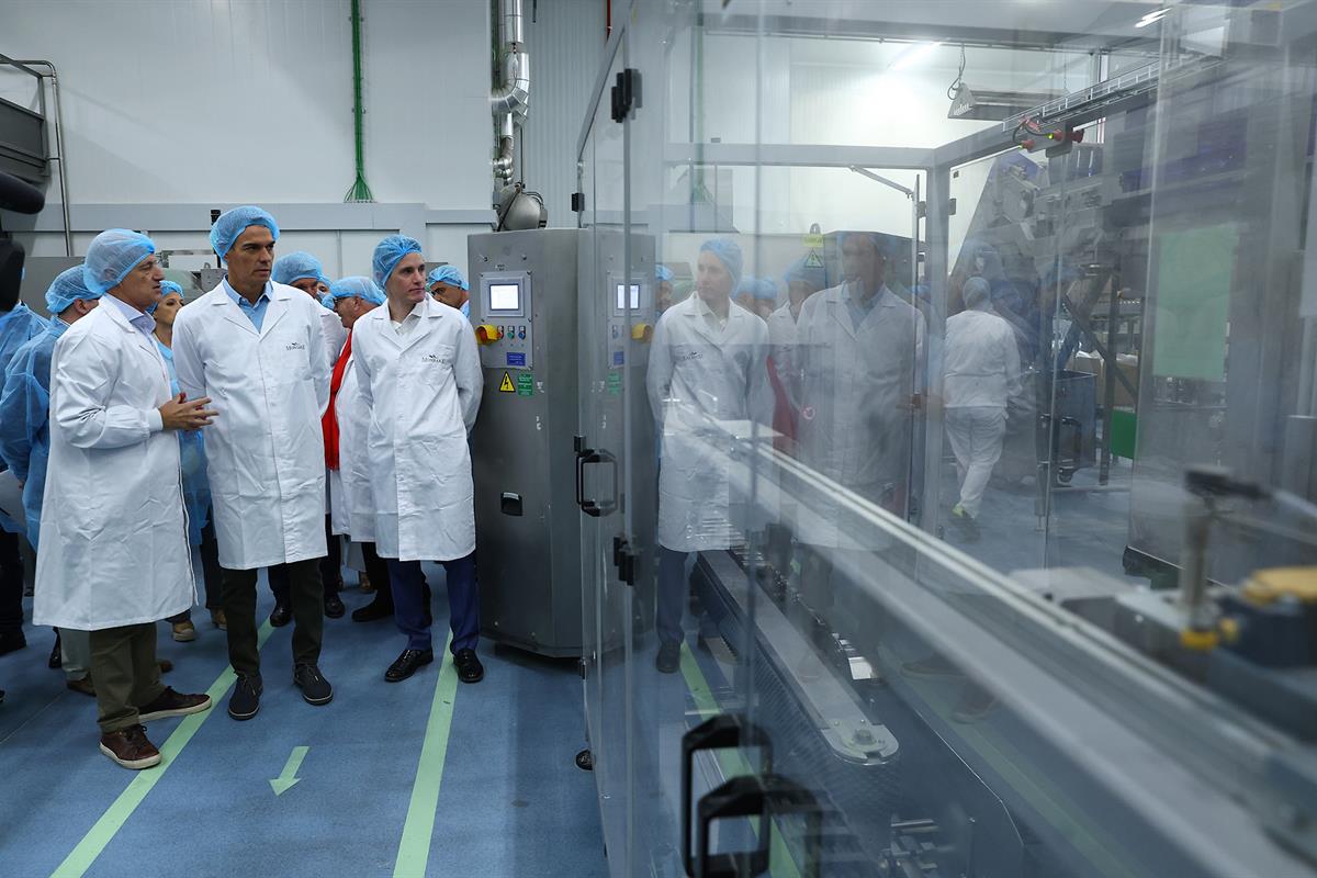 25/09/2026. Pedro Sánchez visits the Noblejas Industrial project. The President of the Government of Spain, Pedro Sánchez, visits the Monbak...