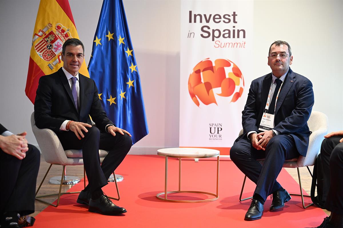 27/04/2026. Pedro Sánchez inaugura 'Invest in Spain Summit'. El presidente del Gobierno, Pedro Sánchez, mantiene un encuentro con el vicepre...