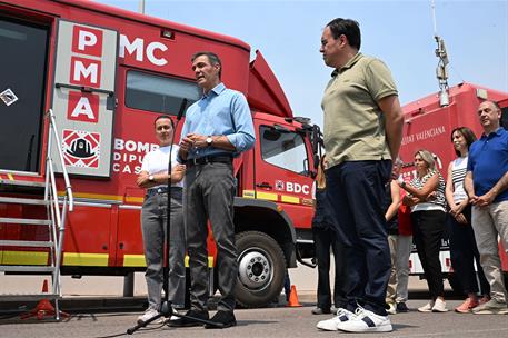 27/07/2026. Pedro Sánchez visita la zona afectada por los incendios en Castellón. El presidente del Gobierno, Pedro Sánchez, junto al presid...