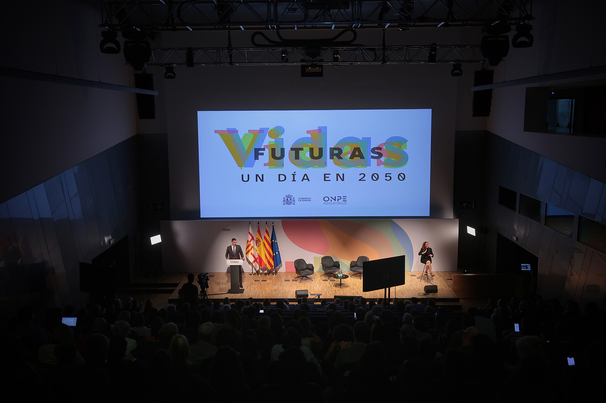 28/09/2026. Presentación del informe "Vidas Futuras: un día en 2050". El presidente del Gobierno, Pedro Sánchez, interviene en la clausura d...