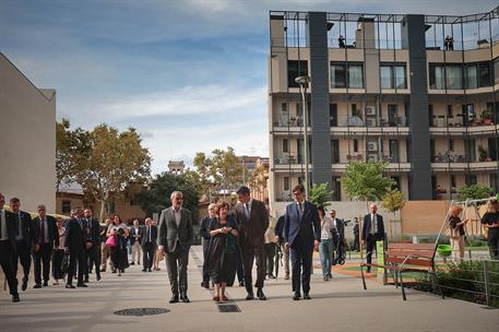 28/09/2026. Pedro Sánchez visits an affordable rental housing development in Barcelona. The President of the Government of Spain, Pedro Sánc...