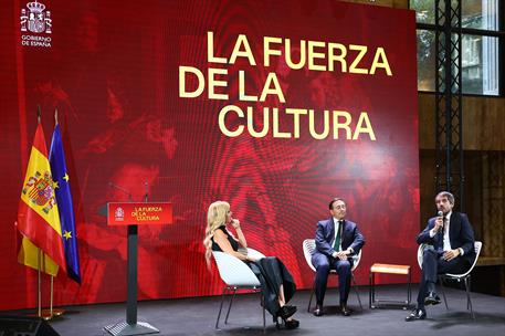 29/05/2026. Pedro Sánchez presenta el Plan Nacional de Acción Cultural en el Exterior 2026-2028. El ministro de Asuntos Exteriores, Unión Eu...