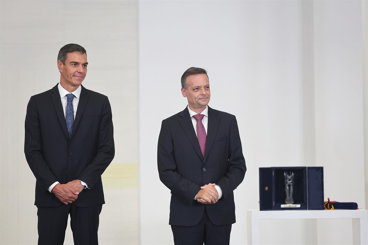 29/09/2026. Pedro Sánchez receives the City of Athens Democracy Award. The President of the Government of Spain, Pedro Sánchez, and the Mayo...