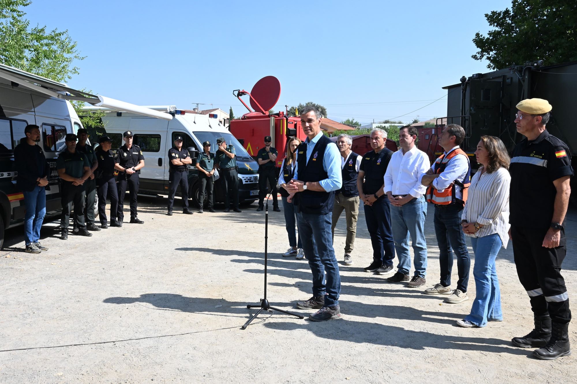 30/07/2026. Pedro Sánchez visita zonas afectadas por el incendio en Ávila. El presidente del Gobierno, Pedro Sánchez, durante la declaración...