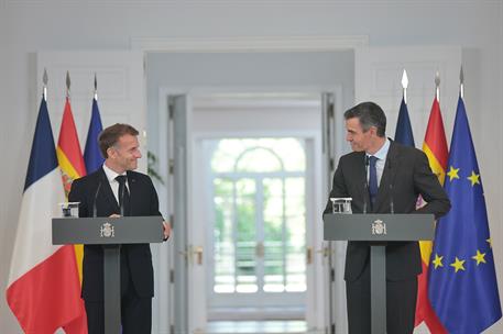30/09/2026. Pedro Sánchez manté una trobada amb el president de la República Francesa, Emmanuel Macron. El presidente del Gobierno, Pedro Sá...