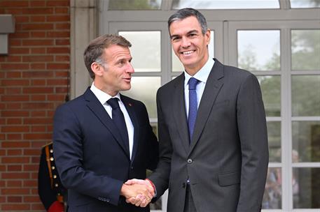 30/09/2026. Pedro Sánchez se reúne con el presidente de la República Francesa, Emmanuel Macron. El presidente del Gobierno, Pedro Sánchez, r...