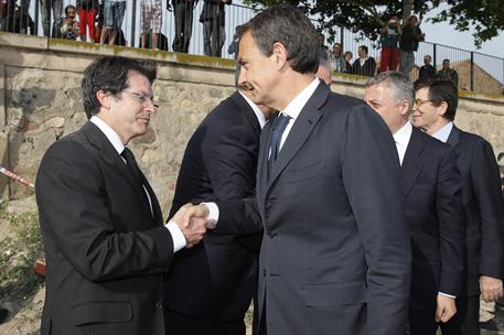 13/05/2011. El presidente visita las zonas afectadas por el terremoto de Lorca. El presidente del Gobierno, José Luis Rodríguez Zapatero, du...
