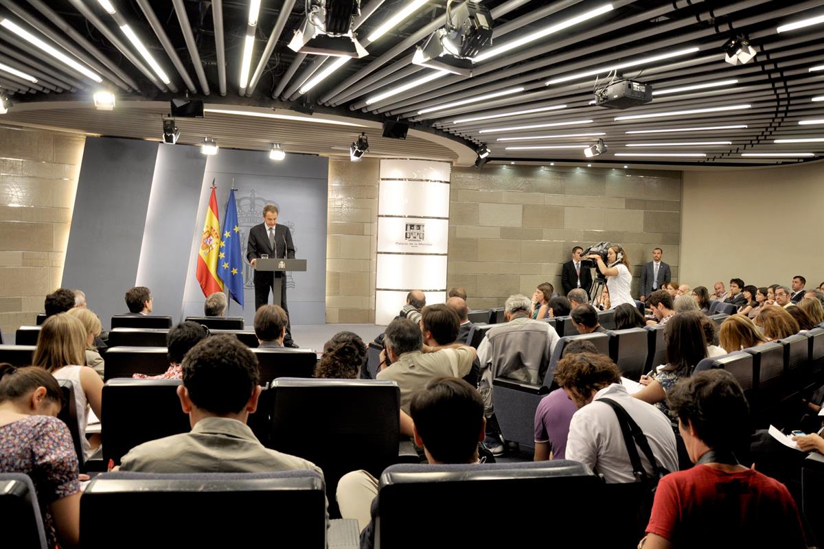 29/07/2011. Consejo de Ministros: presidente José Luis Rodríguez Zapatero. El presidente del Gobierno, José Luis Rodríguez Zapatero, en un m...