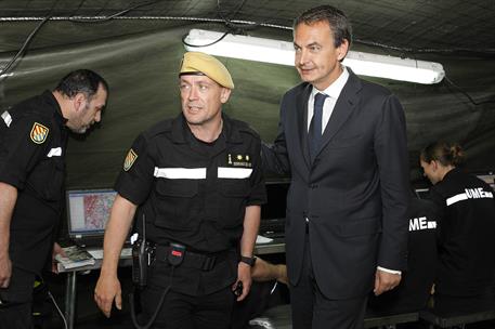 13/05/2011. El presidente visita las zonas afectadas por el terremoto de Lorca. El presidente del Gobierno, José Luis Rodríguez Zapatero, du...