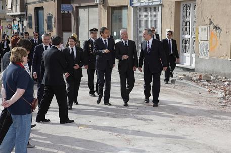 13/05/2011. El presidente visita las zonas afectadas por el terremoto de Lorca. El presidente del Gobierno, José Luis Rodríguez Zapatero, du...