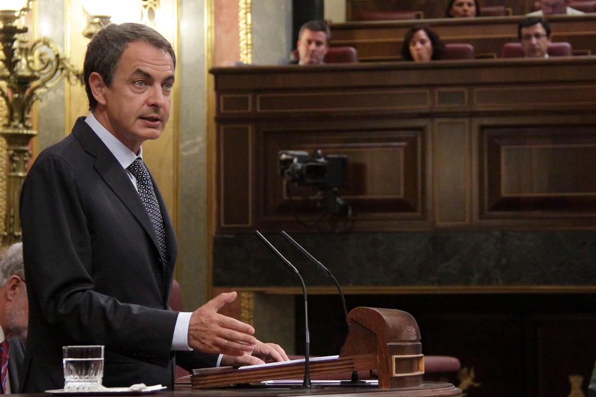 23/08/2011. El presidente informa de las nuevas medidas económicas. El presidente del Gobierno, José Luis Rodríguez Zapatero, en un momento ...