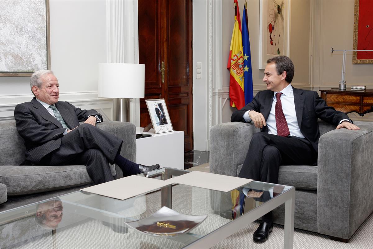 9/03/2011. Reunión entre Rodríguez Zapatero y Pascual Sala. El presidente del Gobierno, José Luis Rodríguez Zapatero, durante su encuentro c...
