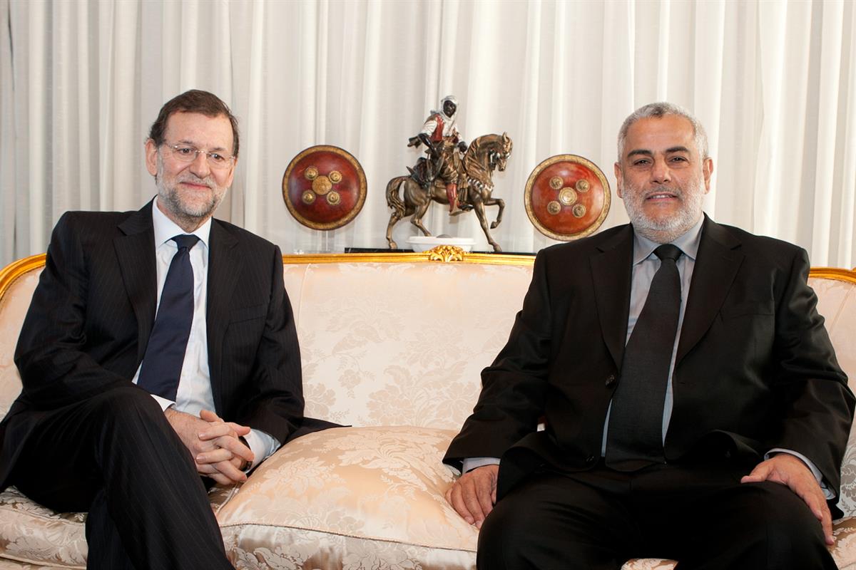 18/01/2012. Mariano Rajoy se entrevista con Abdelilah Benkirane en Rabat. El presidente del Gobierno, Mariano Rajoy, posa junto al president...