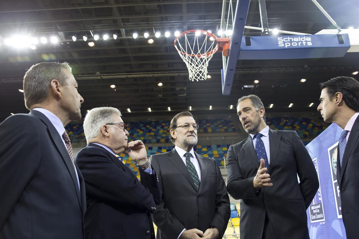 15/03/2014. Rajoy inaugura el polideportivo "Gran Canaria Arena". El presidente del Gobierno, Mariano Rajoy , acompañado por el ministro de ...