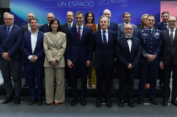 20/05/2026. Pedro Sánchez en la fotografía de familia del Congreso del Espacio 2026