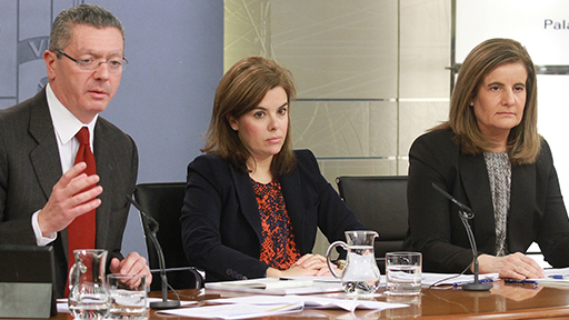 20/12/2013. Consejo de Ministros: Sáenz de Santamaría, Báñez y Gallardón