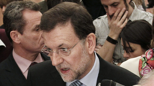 8/03/2012. Mariano Rajoy en los pasillos del Congreso