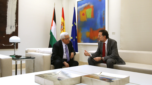 18/12/2012. El presidente recibe al presidente de la Autoridad Nacional Palestina