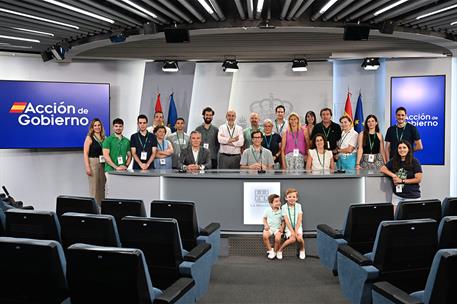 24/06/2025. Visitas del programa Moncloa Abierta. Participantes en el programa Moncloa Abierta, en la sala de prensa de prensa de la Secreta...