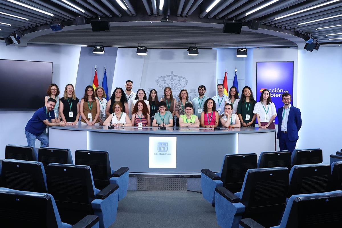 7/07/2026. Visitas del programa Moncloa Abierta. Participantes en el programa Moncloa Abierta, en la sala de prensa de la Secretaría de Esta...
