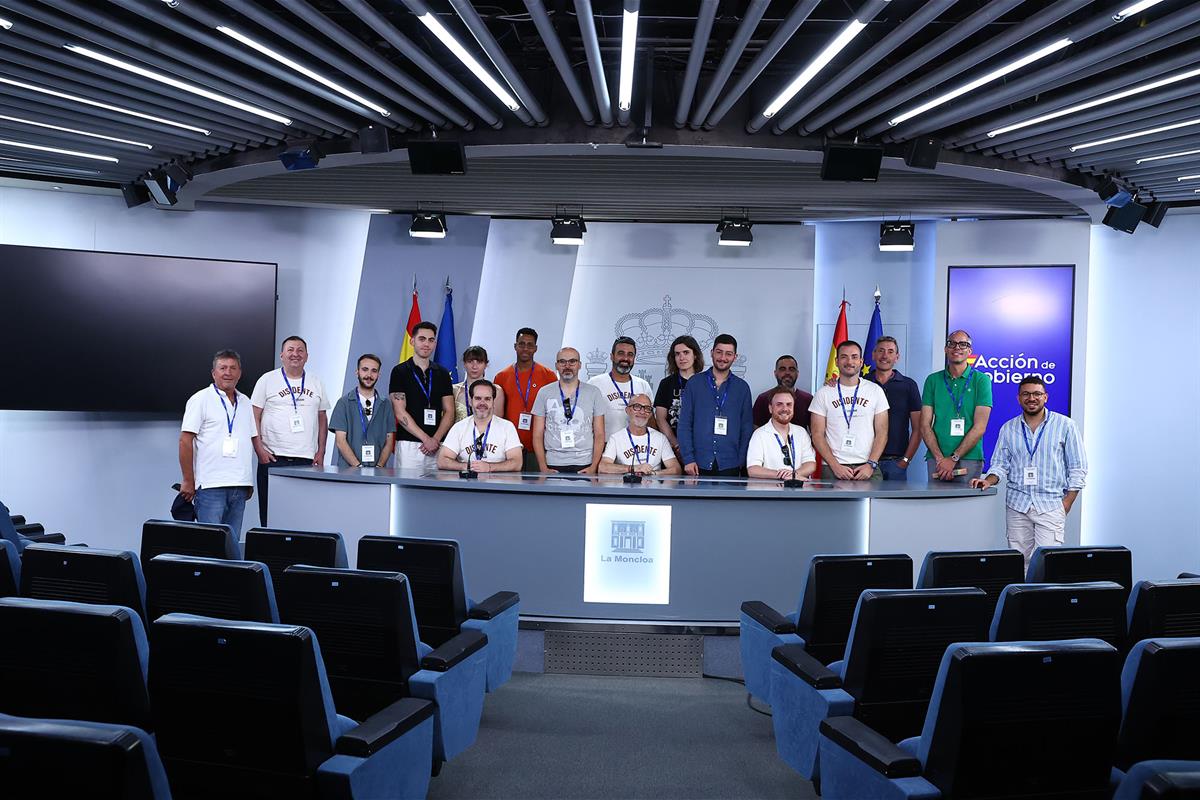 9/07/2026. Visitas del programa Moncloa Abierta. Participantes en el programa Moncloa Abierta, en la sala de prensa de la Secretaría de Esta...