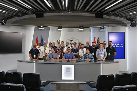 10/06/2026. Visitas del programa Moncloa Abierta. Participantes en el programa Moncloa Abierta, en la sala de prensa de la Secretaría de Est...
