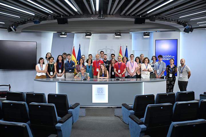 18/06/2026. Visitas del programa Moncloa Abierta. Participantes en el programa Moncloa Abierta, en la sala de prensa de la Secretaría de Est...