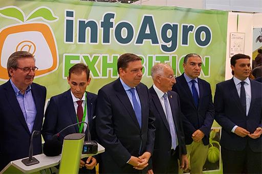 El ministro en funciones, Luis Planas, durante su visita a Infoagro Exhibition