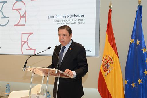 Luis Planas durante su intervención en el acto