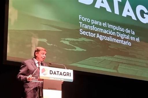 El ministro de Agricultura, Pesca y Alimentación, Luis Planas, en el acto de inauguración del foro Datagri 