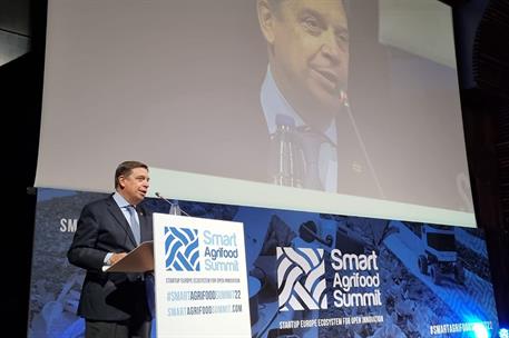 El ministro Luis Planas durante su intervención en el V Startup Europe Smart Agrifood Summit