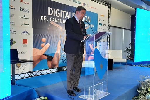 Luis Planas durante su intevención en las jornadas sobre digitalización
