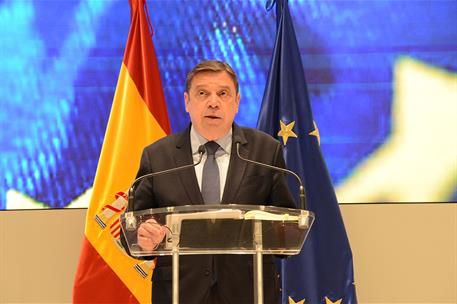 El ministro de Agricultura, Pesca y Alimentación, Luis Planas, tras el Consejo de ministros de Agricultura y Pesca de la UE