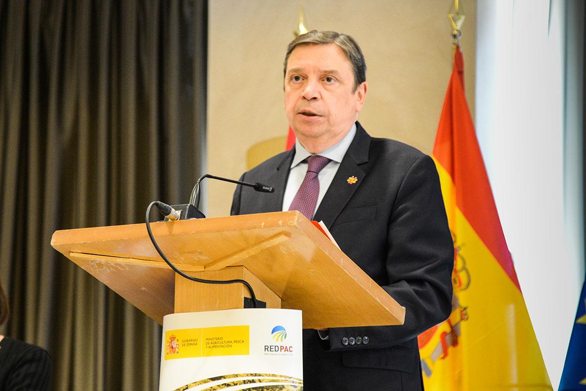 El ministro de Agricultura, Pesca y Alimentación, Luis Planas, durante su intervención en el acto de clausura del foro.