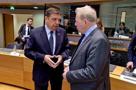 El ministro de Agricultura, Pesca y Alimentación, Luis Planas, durante el Consejo de ministros de Agricultura y Pesca de la UE