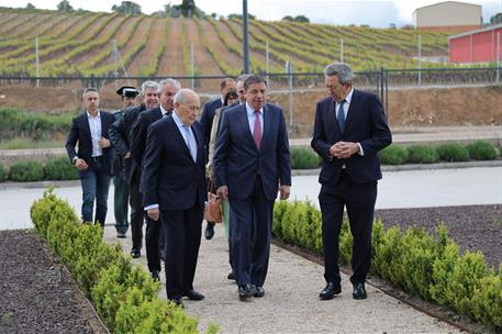 ​El ministro de Agricultura, Pesca y Alimentación, Luis Planas, en la inauguración de la Bodega Protos