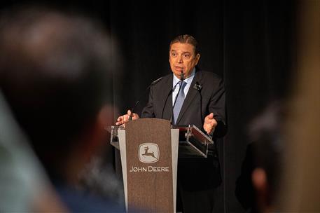 El ministro de Agricultura, Pesca y Alimentación, Luis Planas, durante su intervención