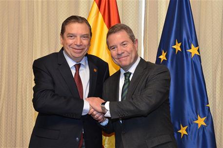 El ministro de Agricultura, Pesca y Alimentación, Luis Planas, con el presidente de Castilla-La Mancha, Emiliano García-Page
