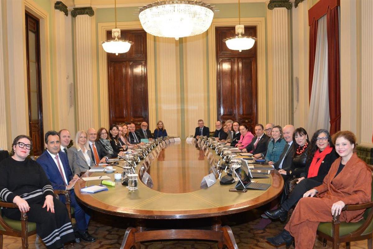 El ministro de Agricultura, Pesca y Alimentación, Luis Planas, preside el Comité de Dirección del Ministerio.