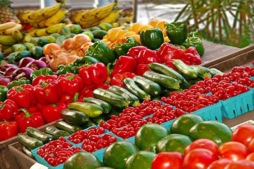 Verduras en un supermercado