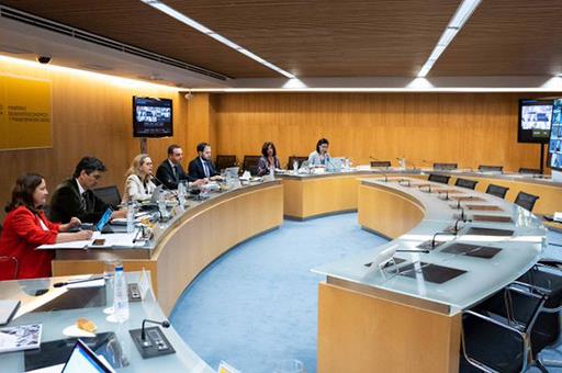 La ministra Calviño preside la Tercera reunión de la Conferencia Sectorial para la Mejora Regulatoria del Clima de Negocios