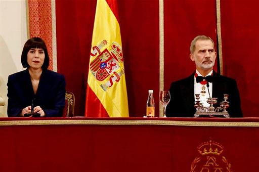 La ministra de Ciencia e Innovación, Diana Morant, junto al rey Felipe VI