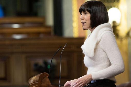 La ministra de Ciencia e Innovación, Diana Morant, durante su intervención en el Pleno del Congreso de los Diputados