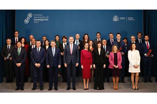 Foto de familia del acto de entrega de los Premios Nacionales de Investigación 2022