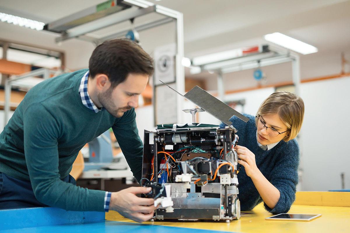 Imagen del artículo Ciencia, Innovación y Universidades duplica el presupuesto de la convocatoria de ayudas a doctorados industriales