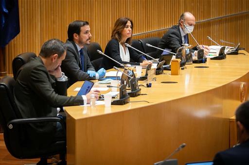 Alberto Garzón durante su comparecencia